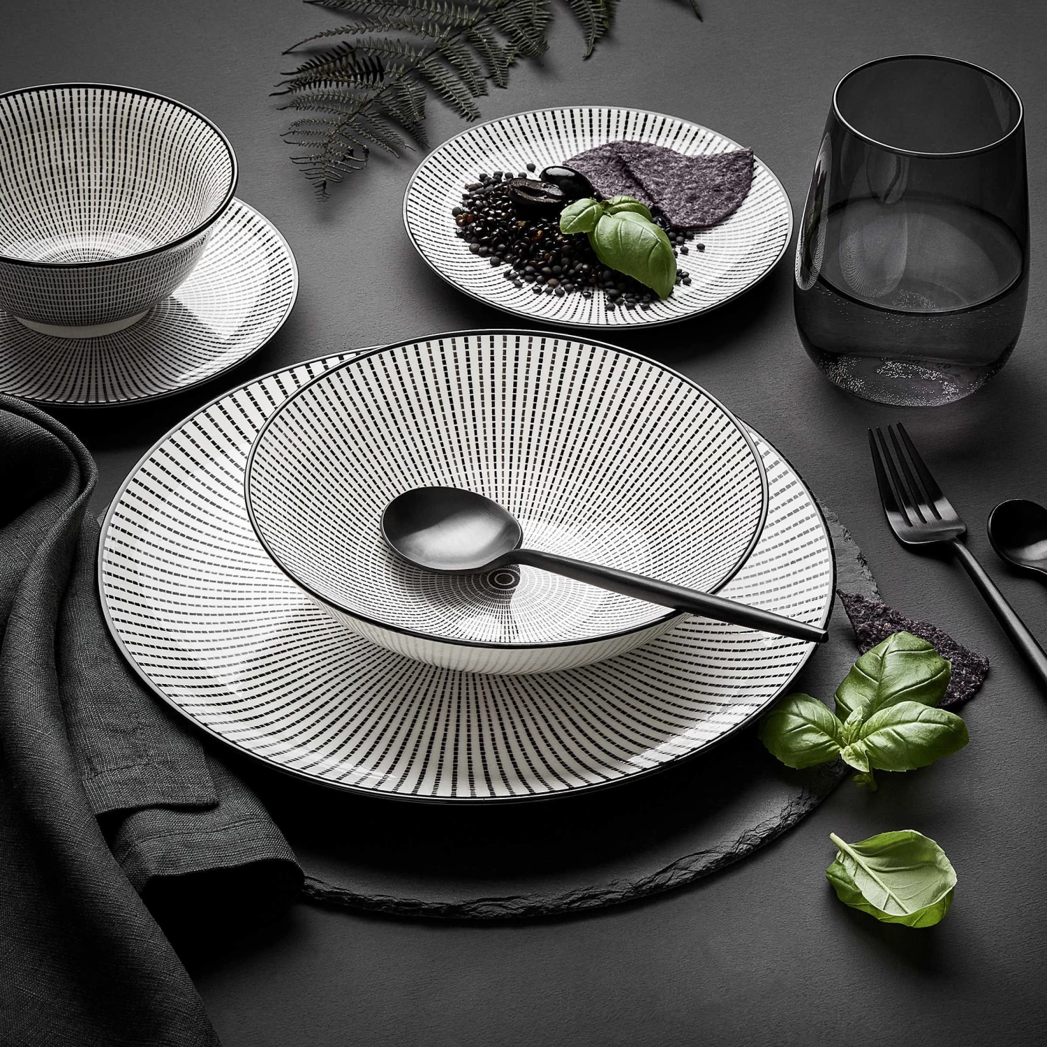 Teller Ø25,5cm DIM SUM In Schwarz-Weiß – Bild 6